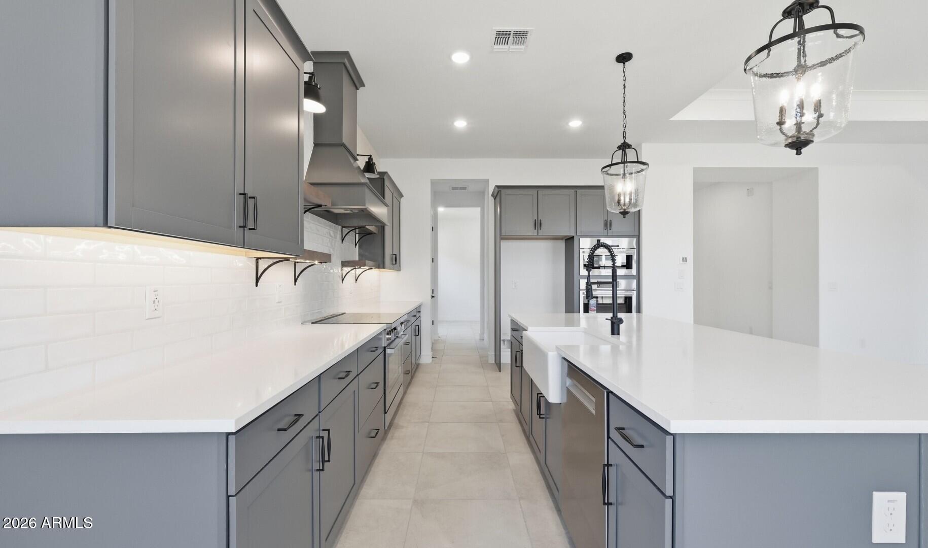 42094 N Steelhead Trail
