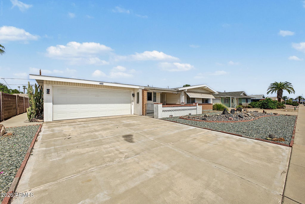 Photo of 10408 W Camden Avenue, Sun City, AZ 85351 (MLS # 7089449)