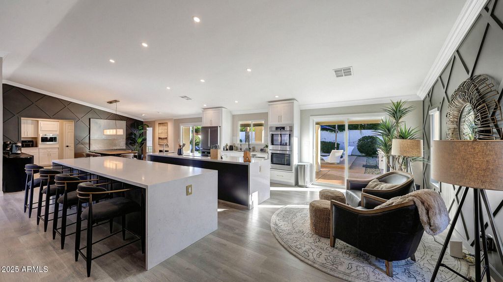 Photo of 10267 E San Salvador Drive, Scottsdale, AZ 85258 (MLS # 6947804)