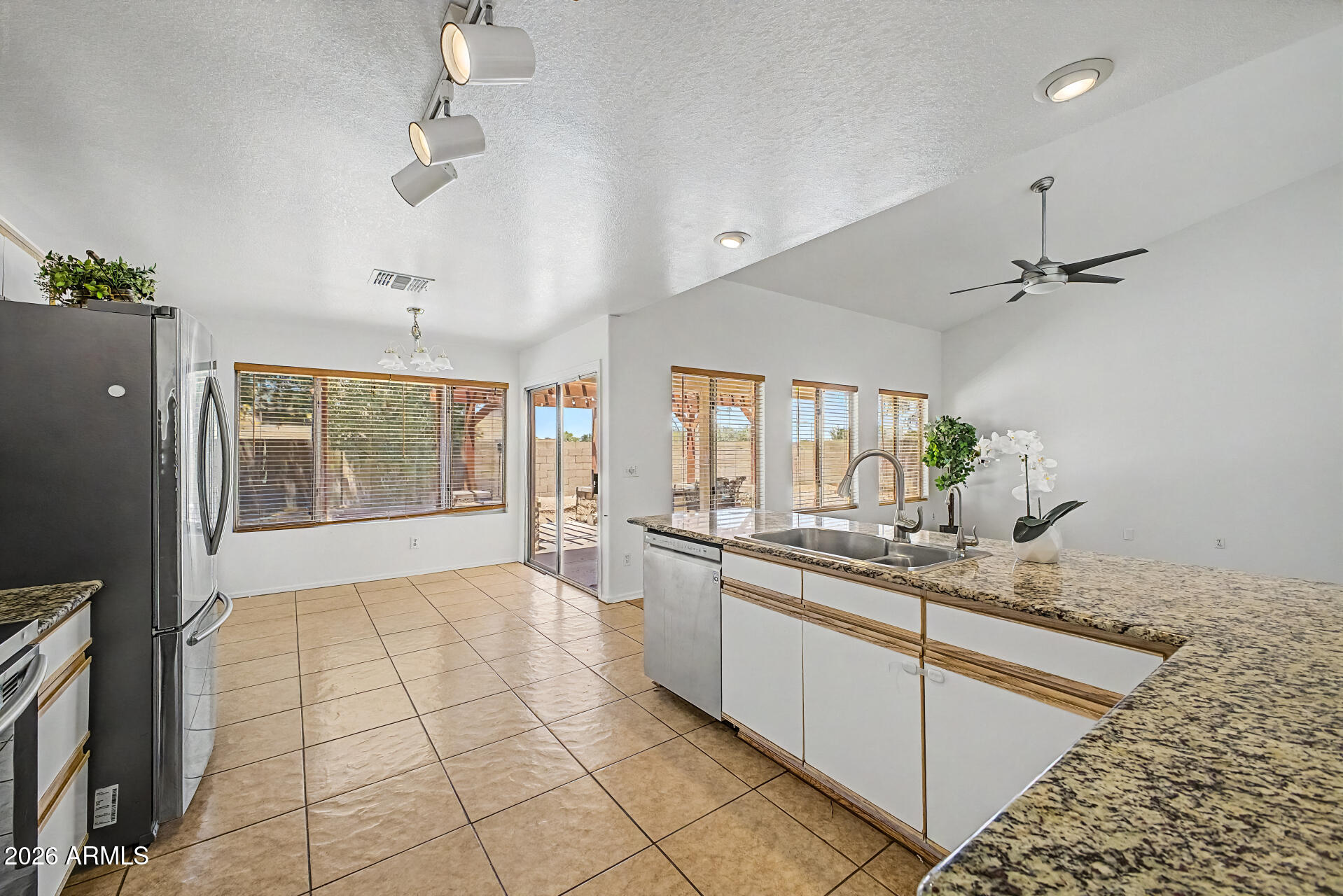 CAMELOT GOLF CLUB ESTATES UNIT 4 PHASE 1 - Residential