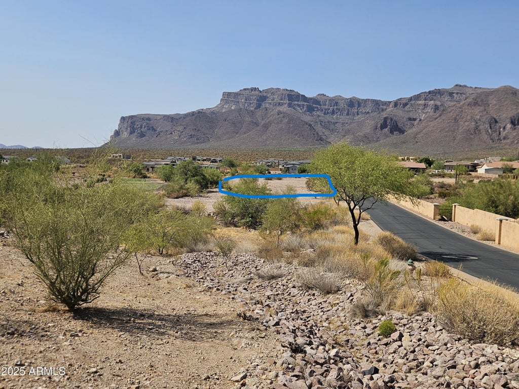 Photo of 2946 S Petroglyph Trail #62, Gold Canyon, AZ 85118 (MLS # 7051864)