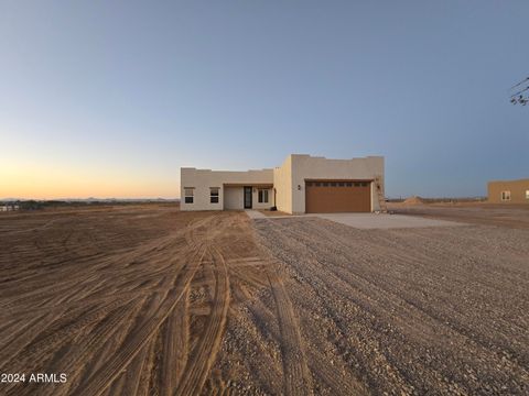 A home in Tonopah