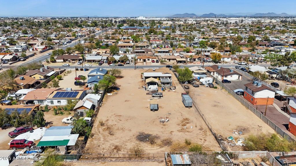 Photo of 3033 W Fillmore Street #-, Phoenix, AZ 85009 (MLS # 6844522)