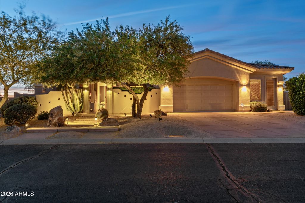 Photo of 4502 E Sierra Sunset Trail, Cave Creek, AZ 85331 (MLS # 7010600)