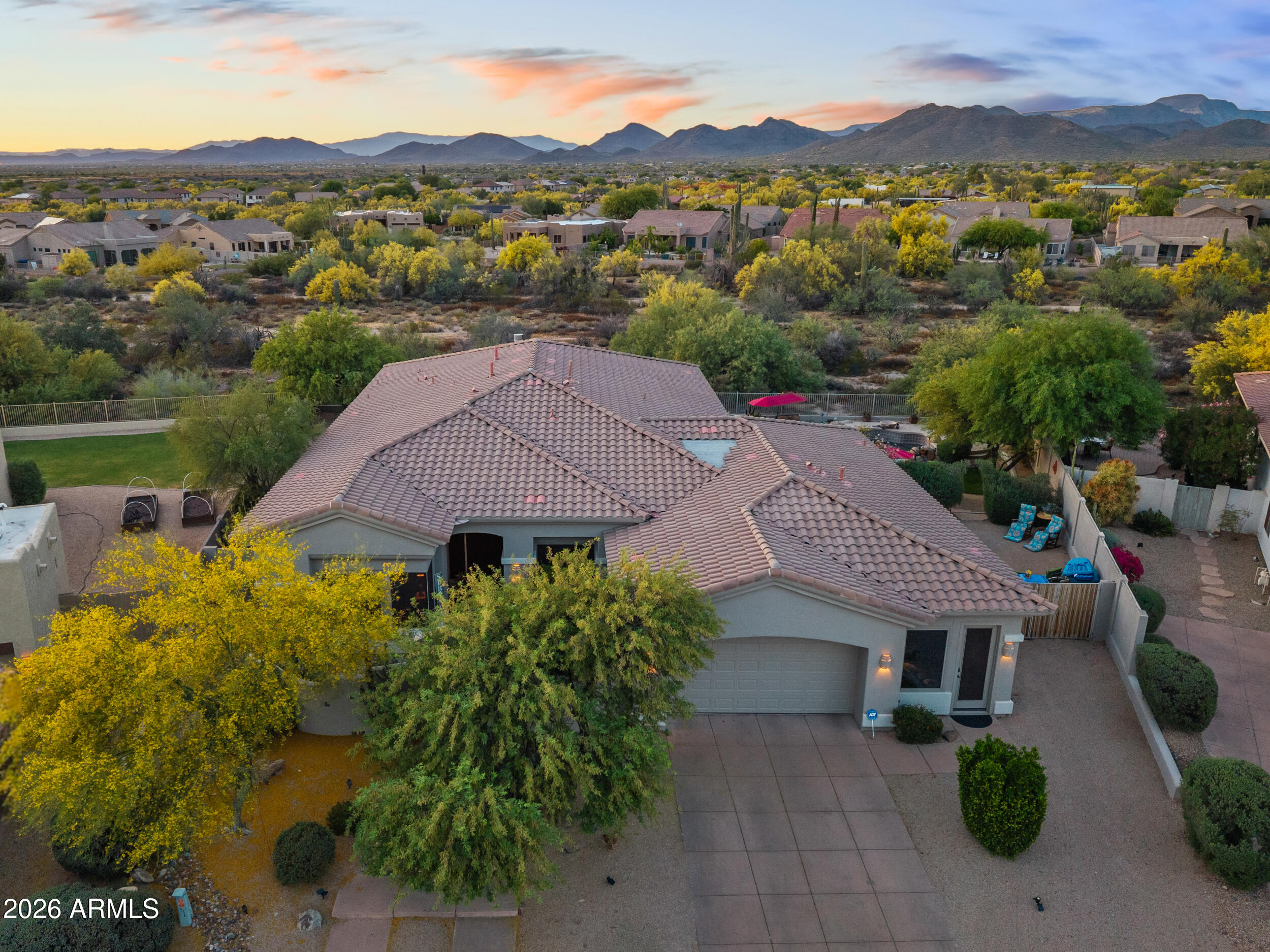 4502 E SIERRA SUNSET Trail