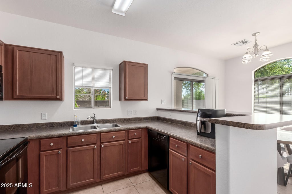 Photo of 336 N 168th Drive, Goodyear, AZ 85338 (MLS # 7068627)