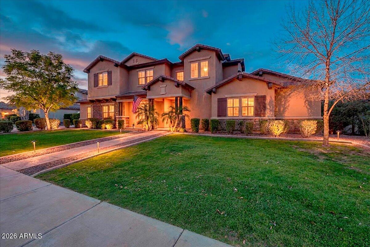 4829 N VILLAGE Parkway