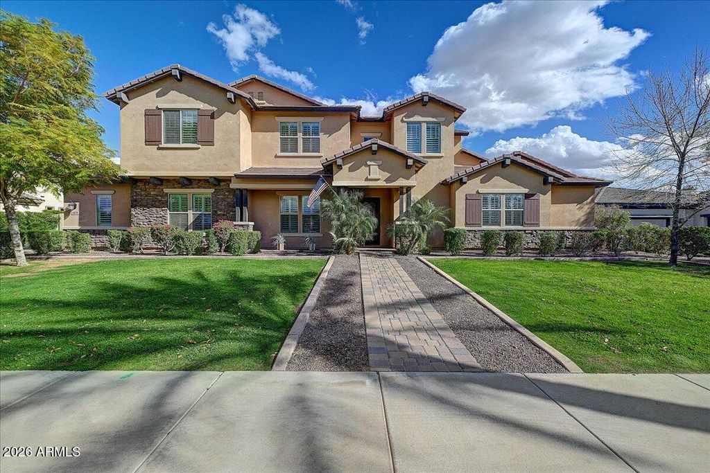 Photo of 4829 N Village Parkway, Litchfield Park, AZ 85340 (MLS # 6984390)