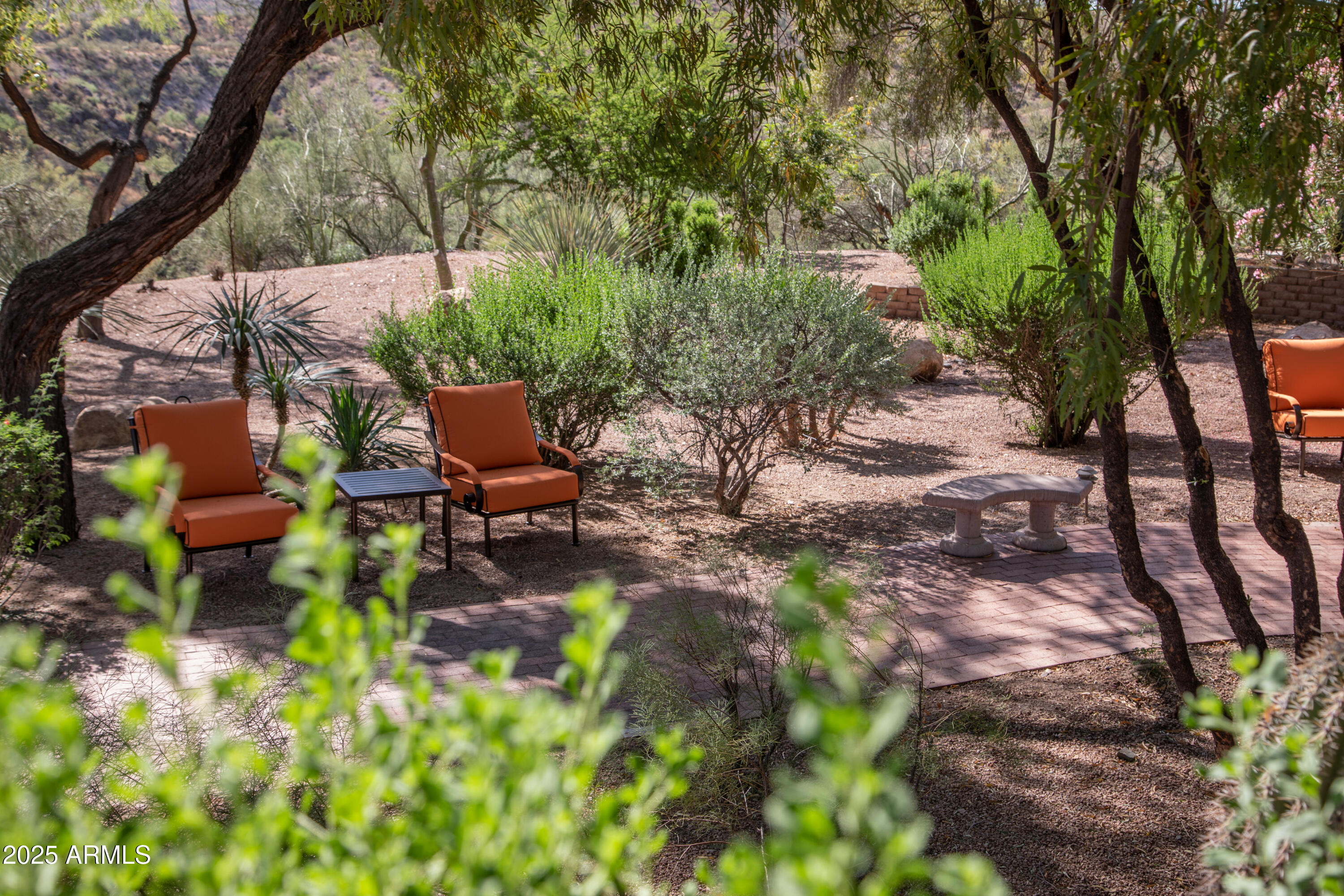 28331 W ROCKING HORSE Lane -