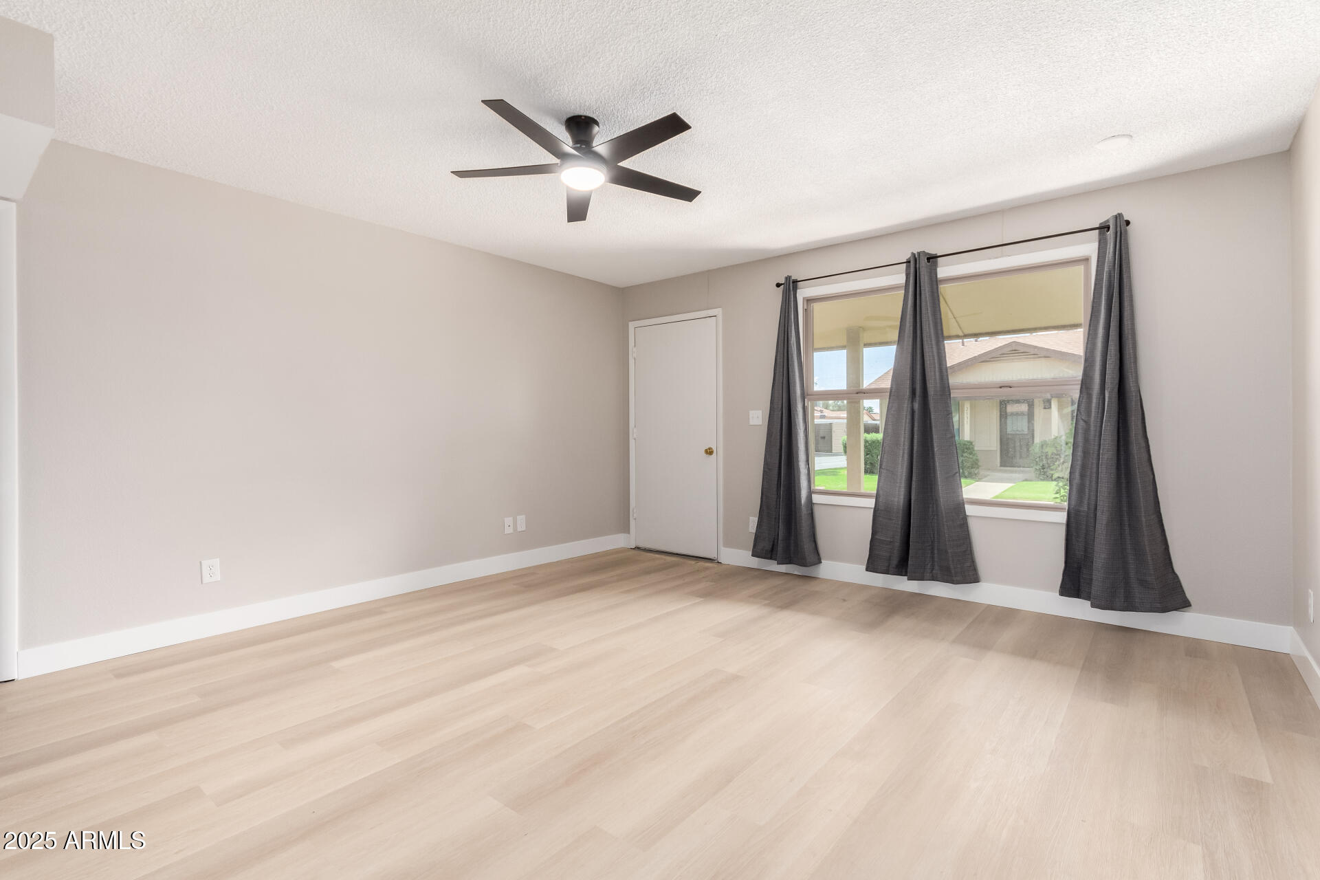 2502 N 22ND Drive