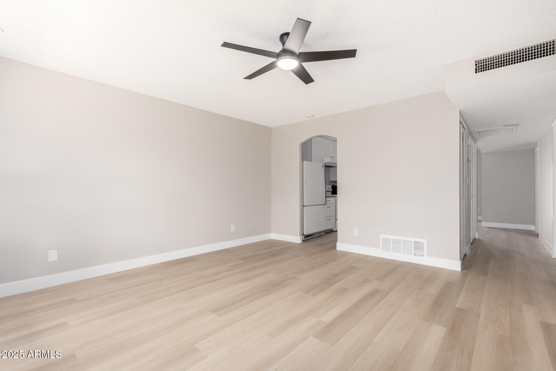 2502 N 22ND Drive