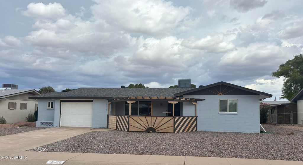 Photo of 5422 E Des Moines Street, Mesa, AZ 85205 (MLS # 6925998)