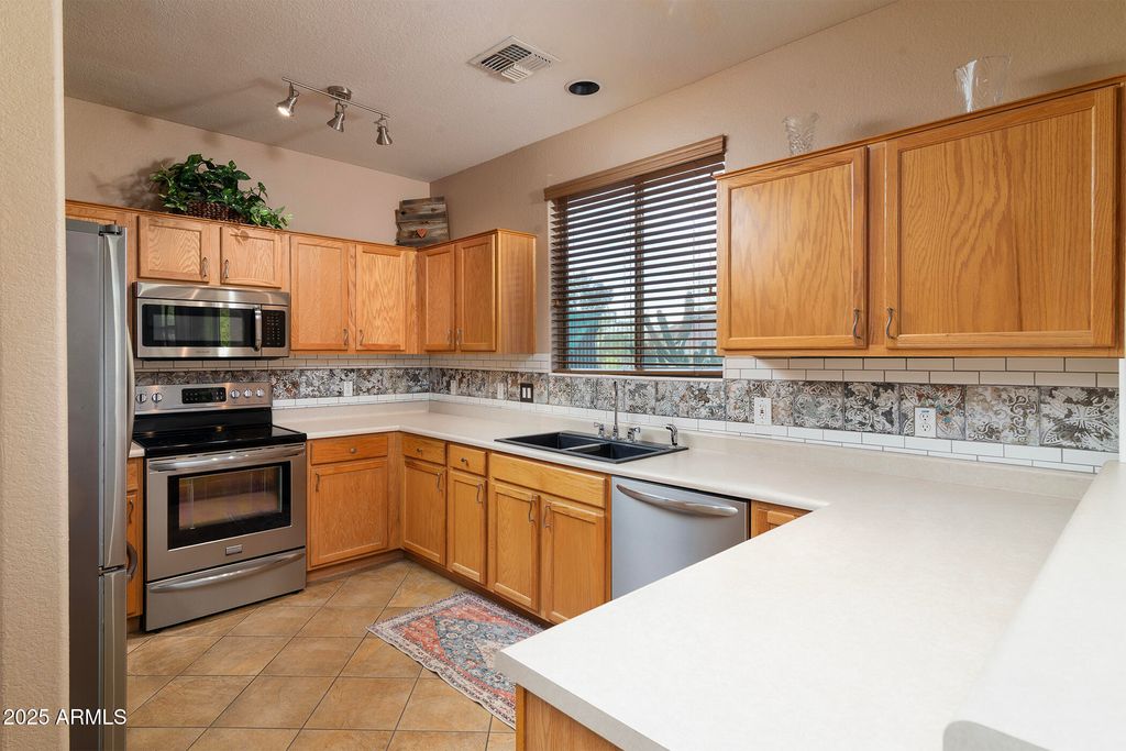 Photo of 9548 E Kiva Lane, Gold Canyon, AZ 85118 (MLS # 6922178)