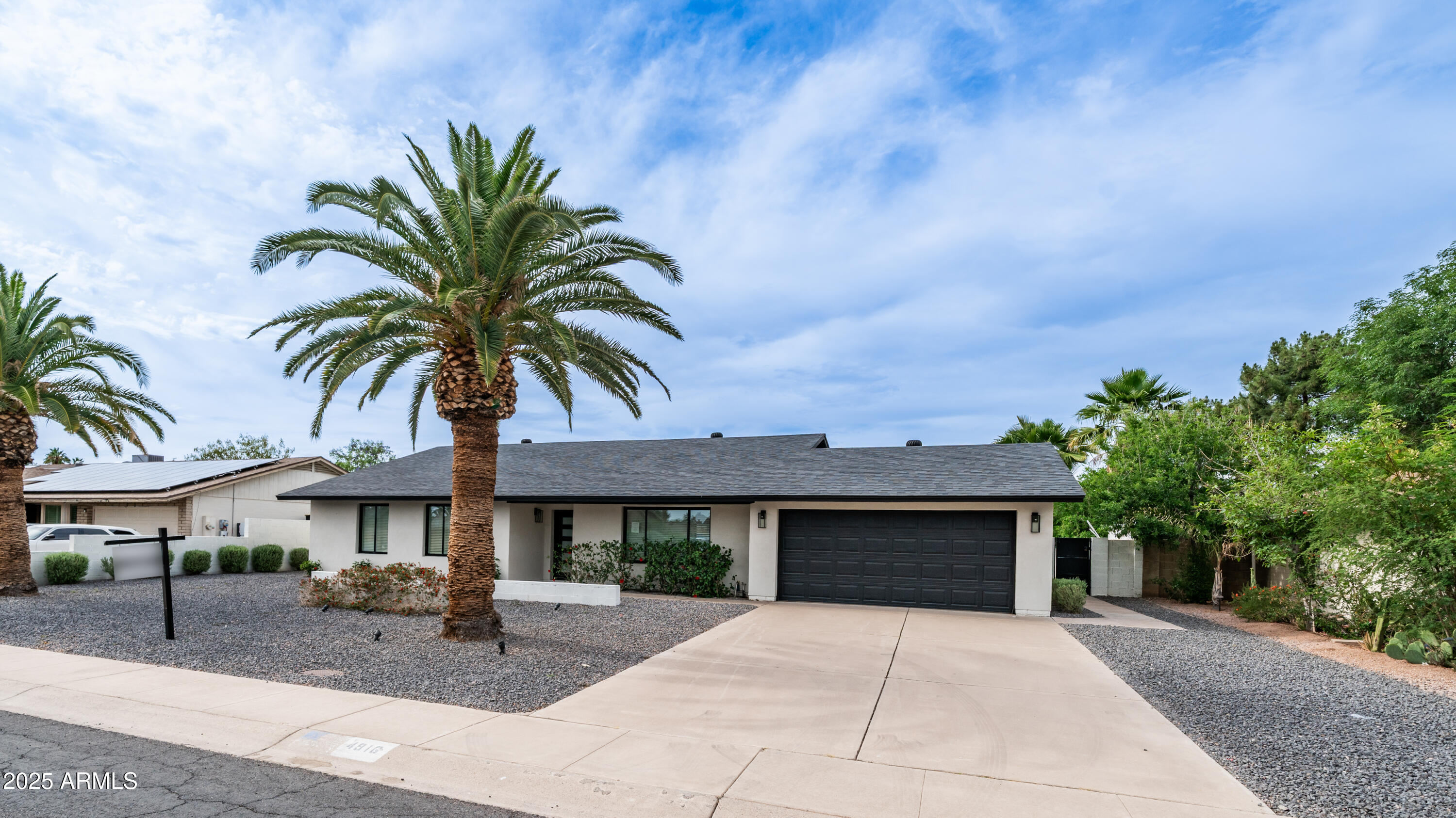 4916 E KATHLEEN Road