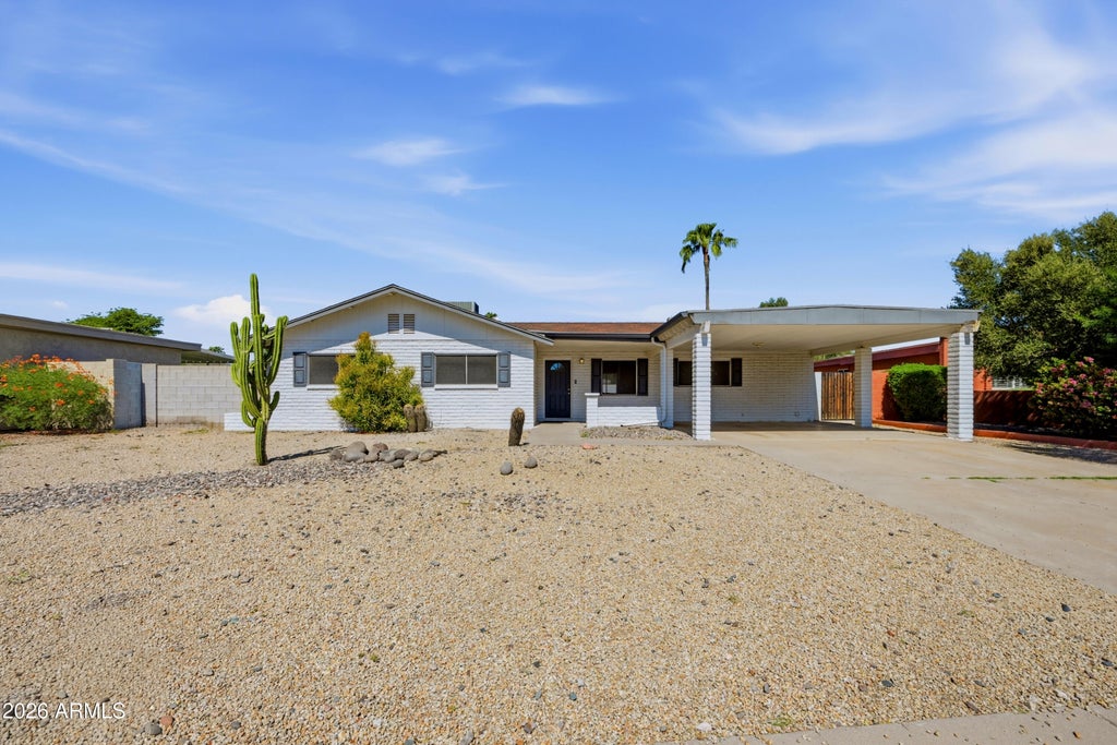 Photo of 3040 E Dahlia Drive, Phoenix, AZ 85032 (MLS # 7091170)