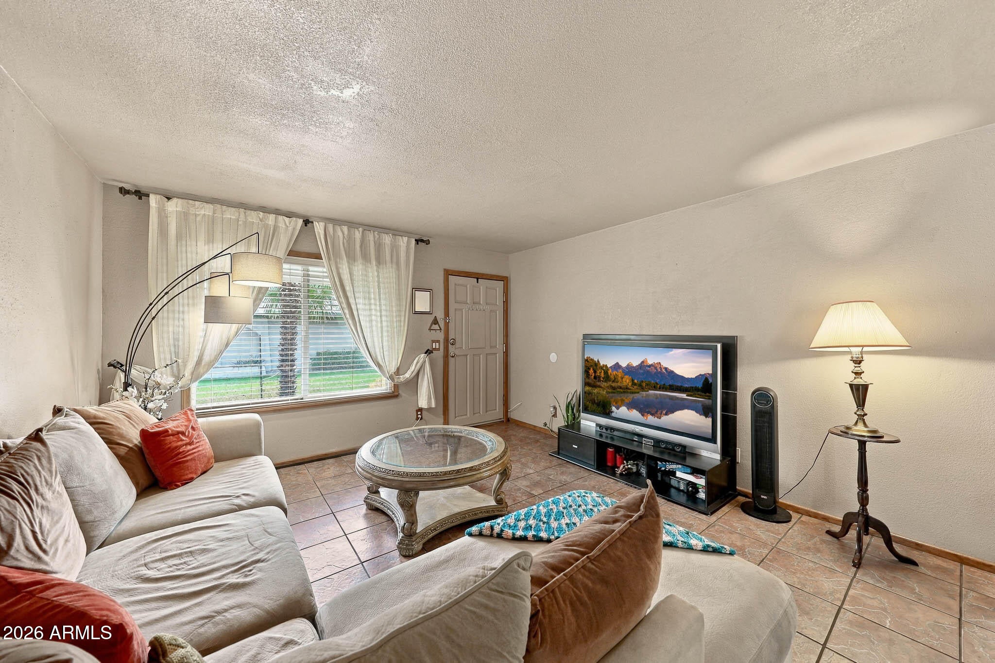 1021 N 84TH Place
