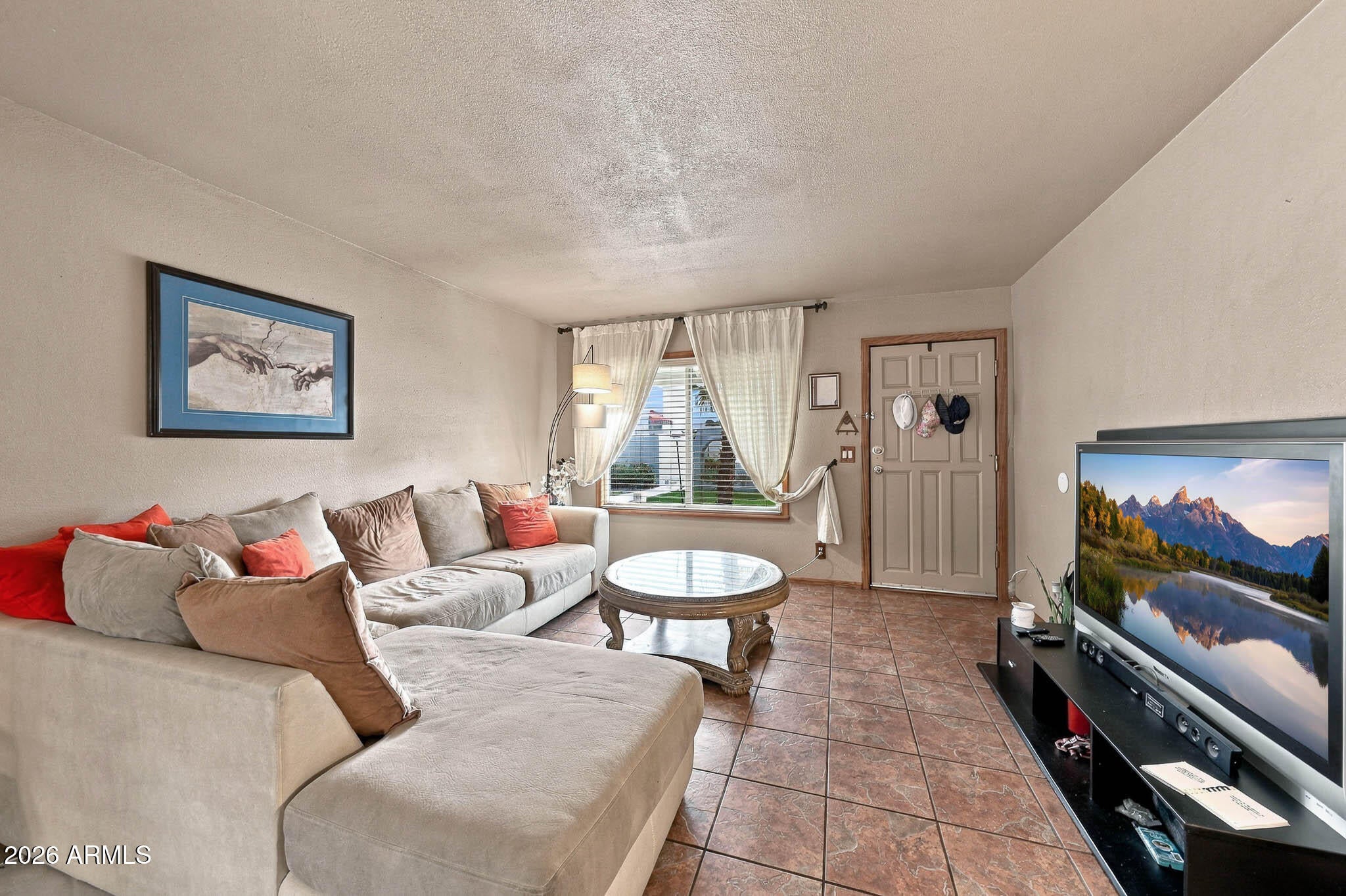 1021 N 84TH Place