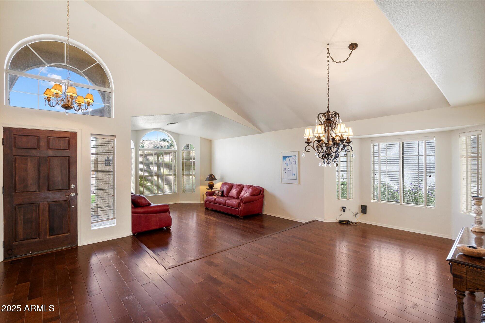 5291 W DEL RIO Street