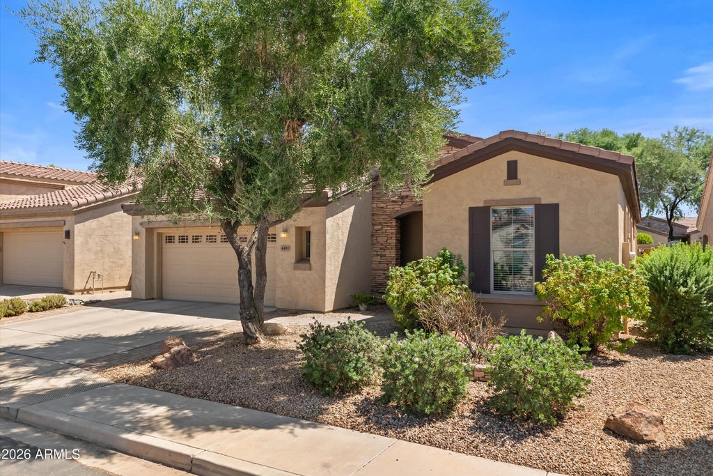 Photo of 4481 E Blue Spruce Lane, Gilbert, AZ 85298 (MLS # 7074132)