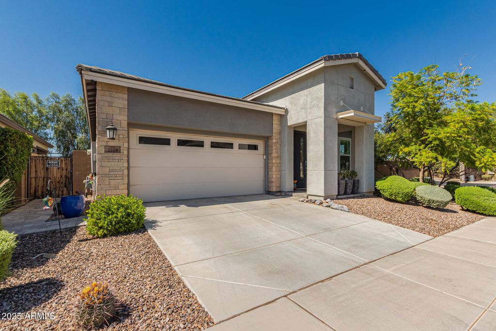 Photo of 3060 S Jasmine Drive, Chandler, AZ 85286 (MLS # 6925249)