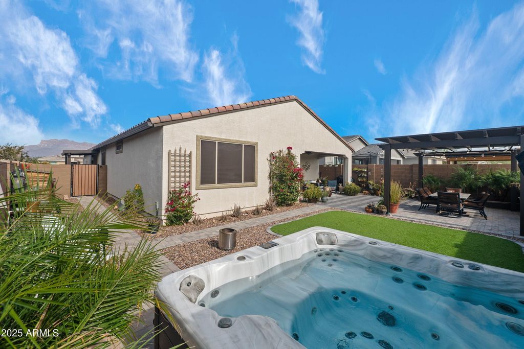 Photo of 12381 E Ballentine Road, Gold Canyon, AZ 85118 (MLS # 6949584)