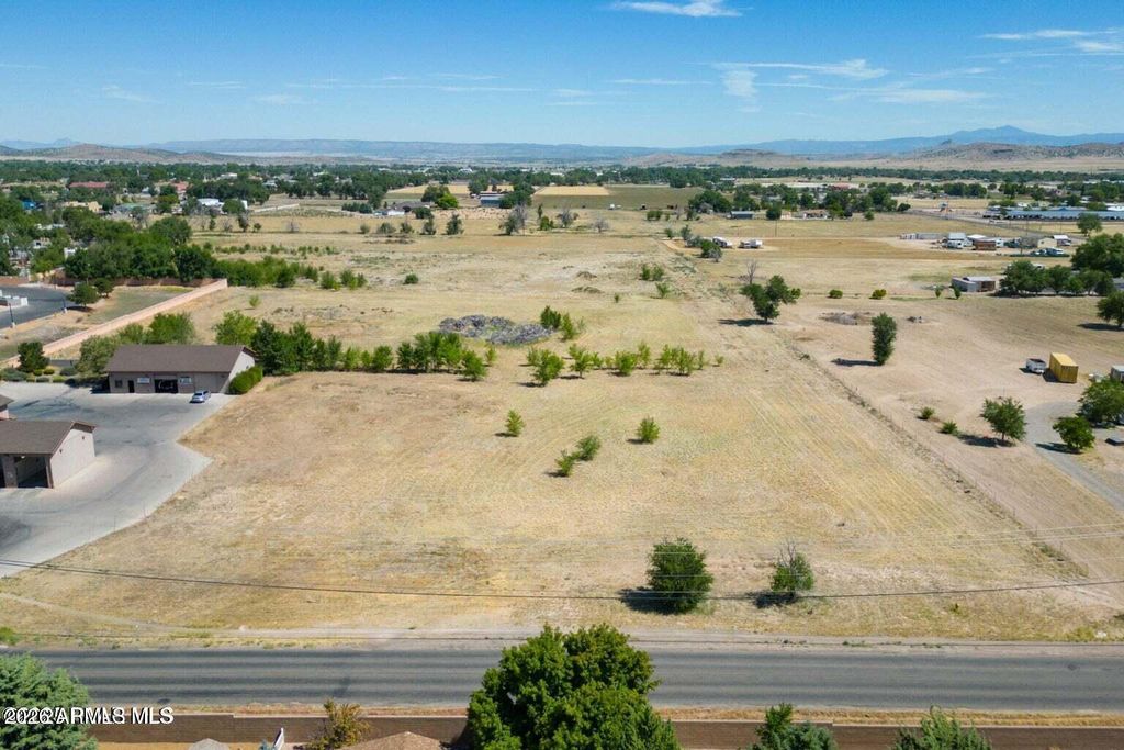 Photo of 0 E Road 2 North Road #-, Chino Valley, AZ 86323 (MLS # 7054009)