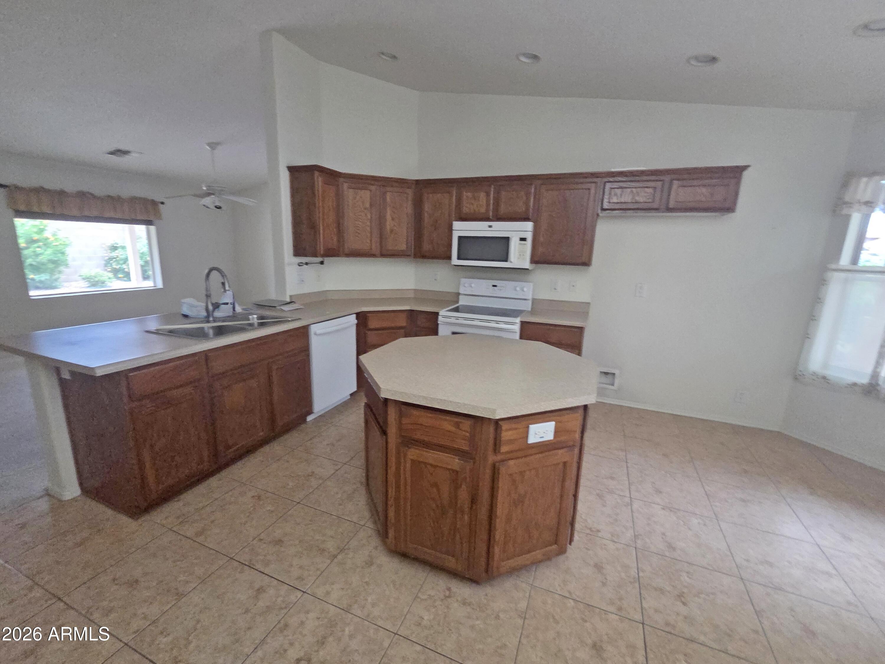 11046 E NARANJA Avenue