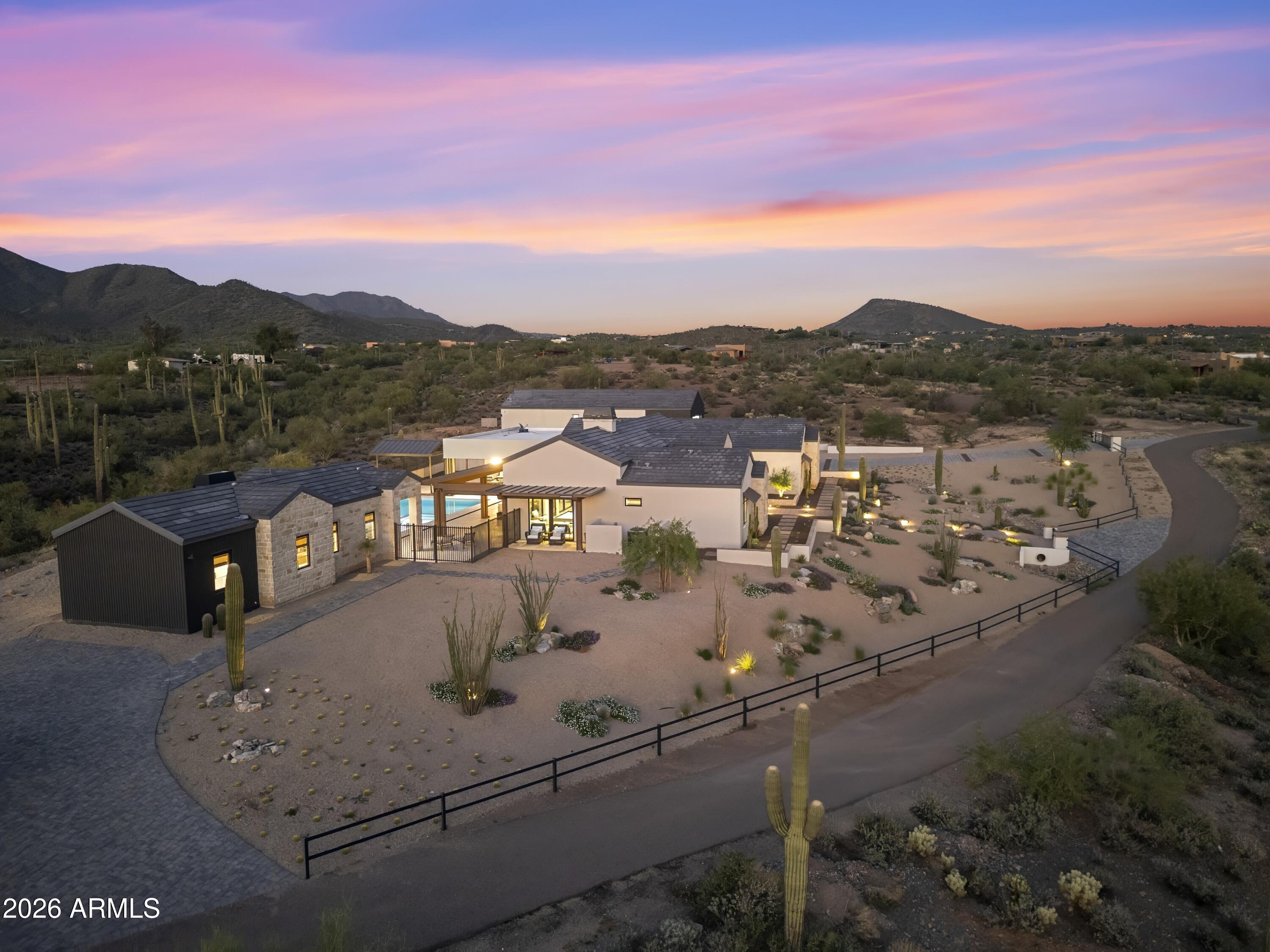 7632 E Grapevine Road