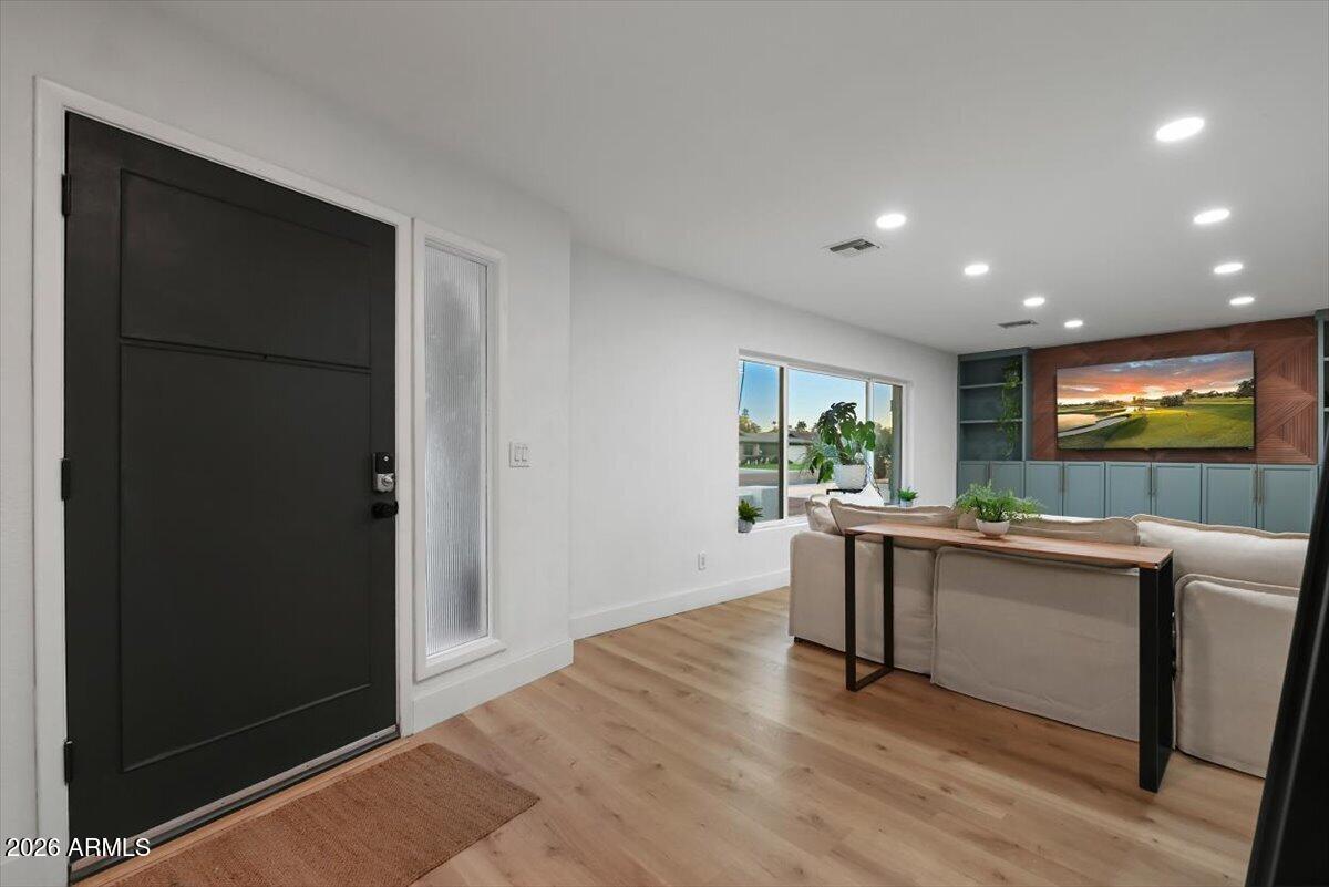 5126 W ECHO Lane