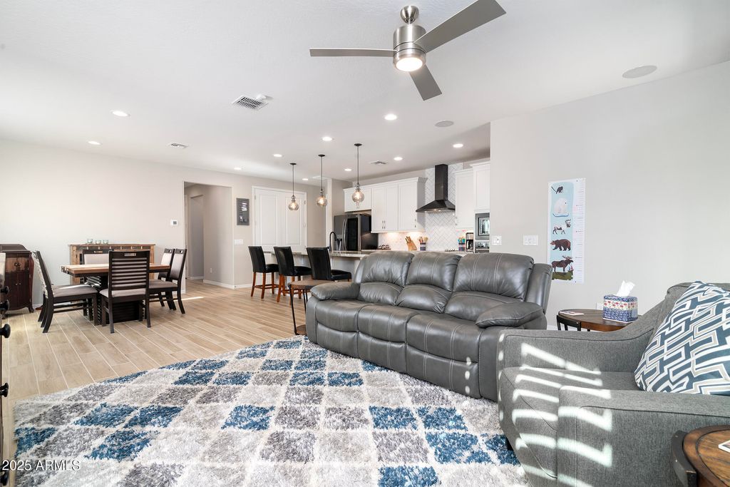 Photo of 12221 E Chiricahua Place, Gold Canyon, AZ 85118 (MLS # 6941924)