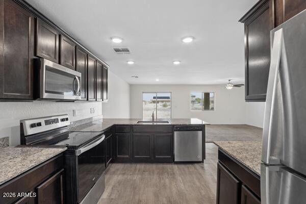 1536 E INOUYE Drive