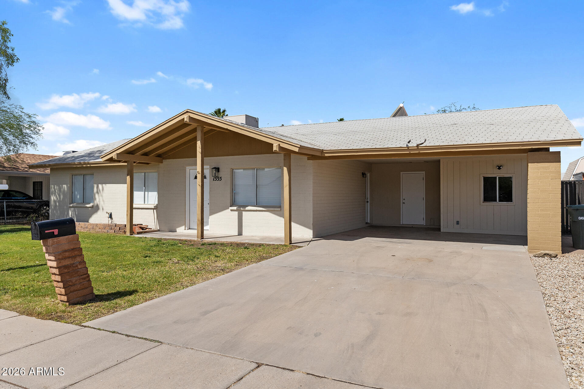 EMERALD ESTATES UNIT TWO - Residential