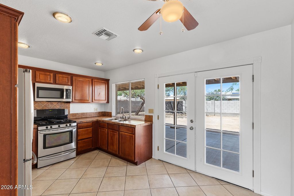 Photo of 1555 N Lehmberg Avenue, Casa Grande, AZ 85122 (MLS # 7013142)
