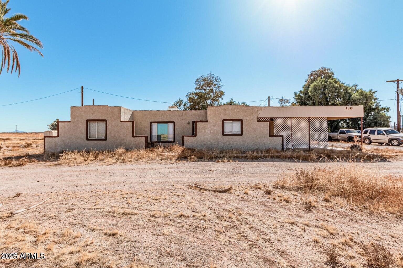 3279 E SELMA Highway