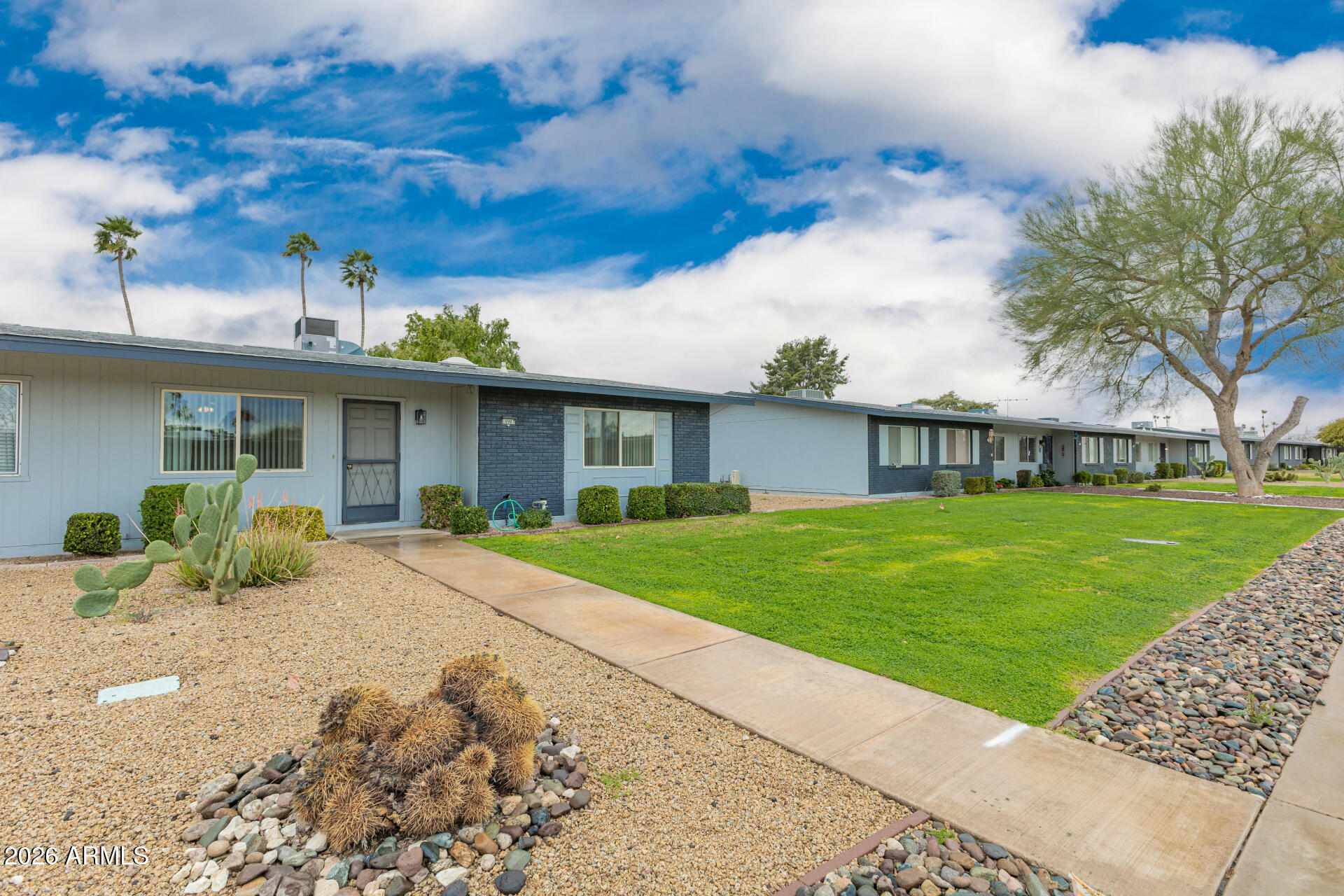 10907 W THUNDERBIRD Boulevard