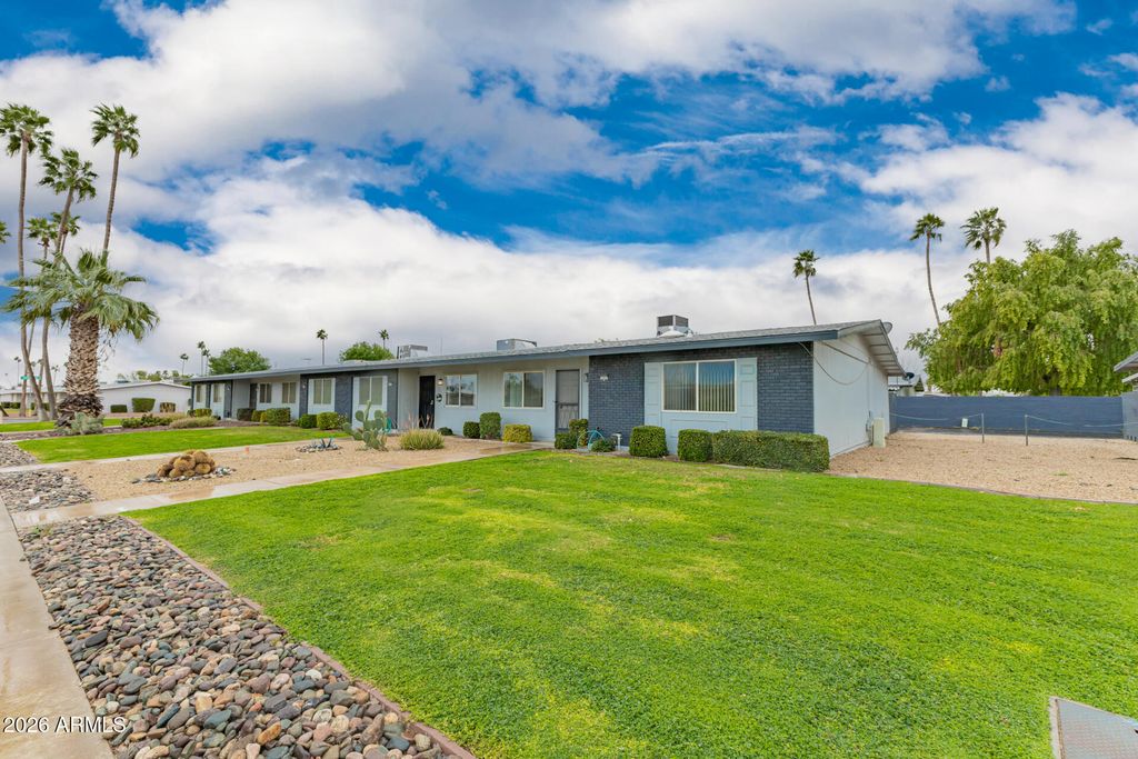 Photo of 10907 W Thunderbird Boulevard, Sun City, AZ 85351 (MLS # 6984664)