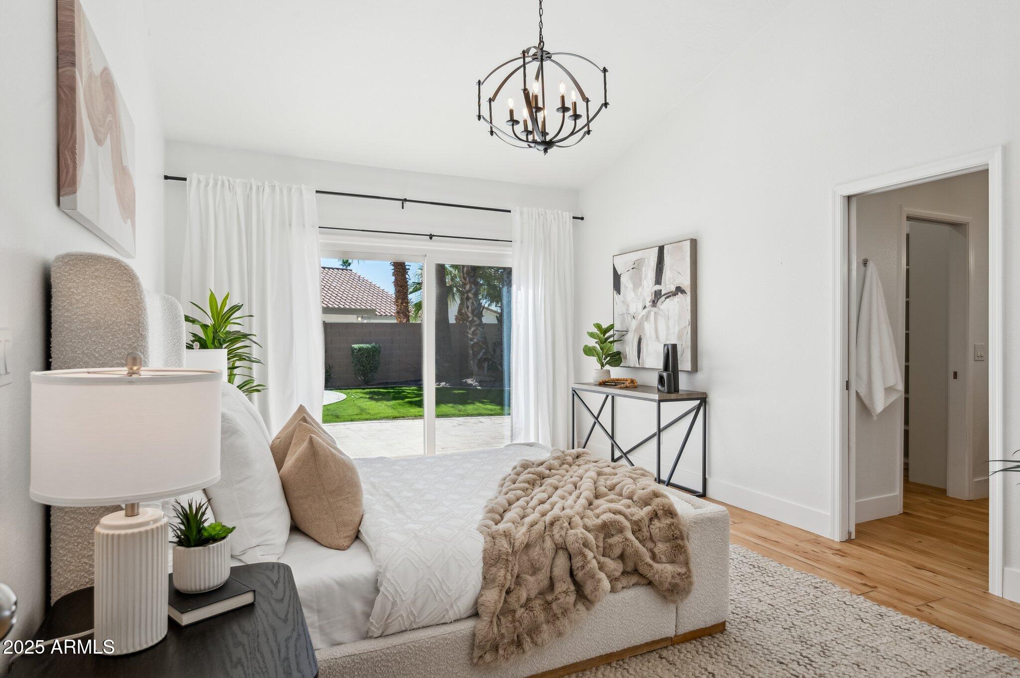 10567 E MISSION Lane