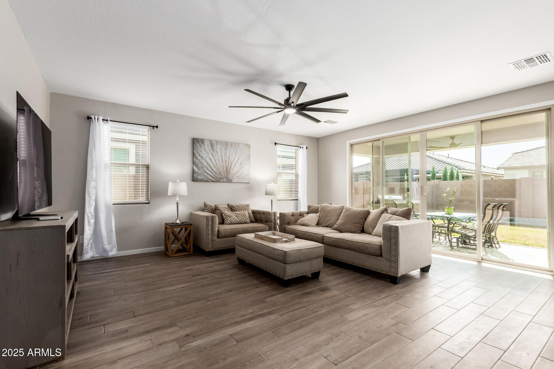 11081 W HADLEY Street