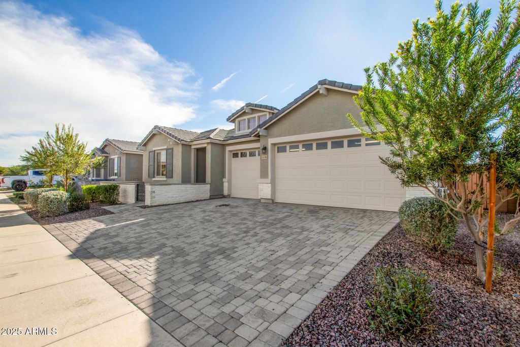 Photo of 11081 W Hadley Street, Avondale, AZ 85323 (MLS # 6952071)