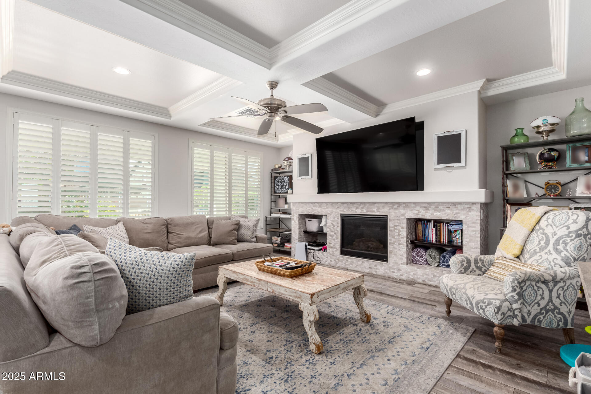 4167 E SIERRA MADRE Avenue