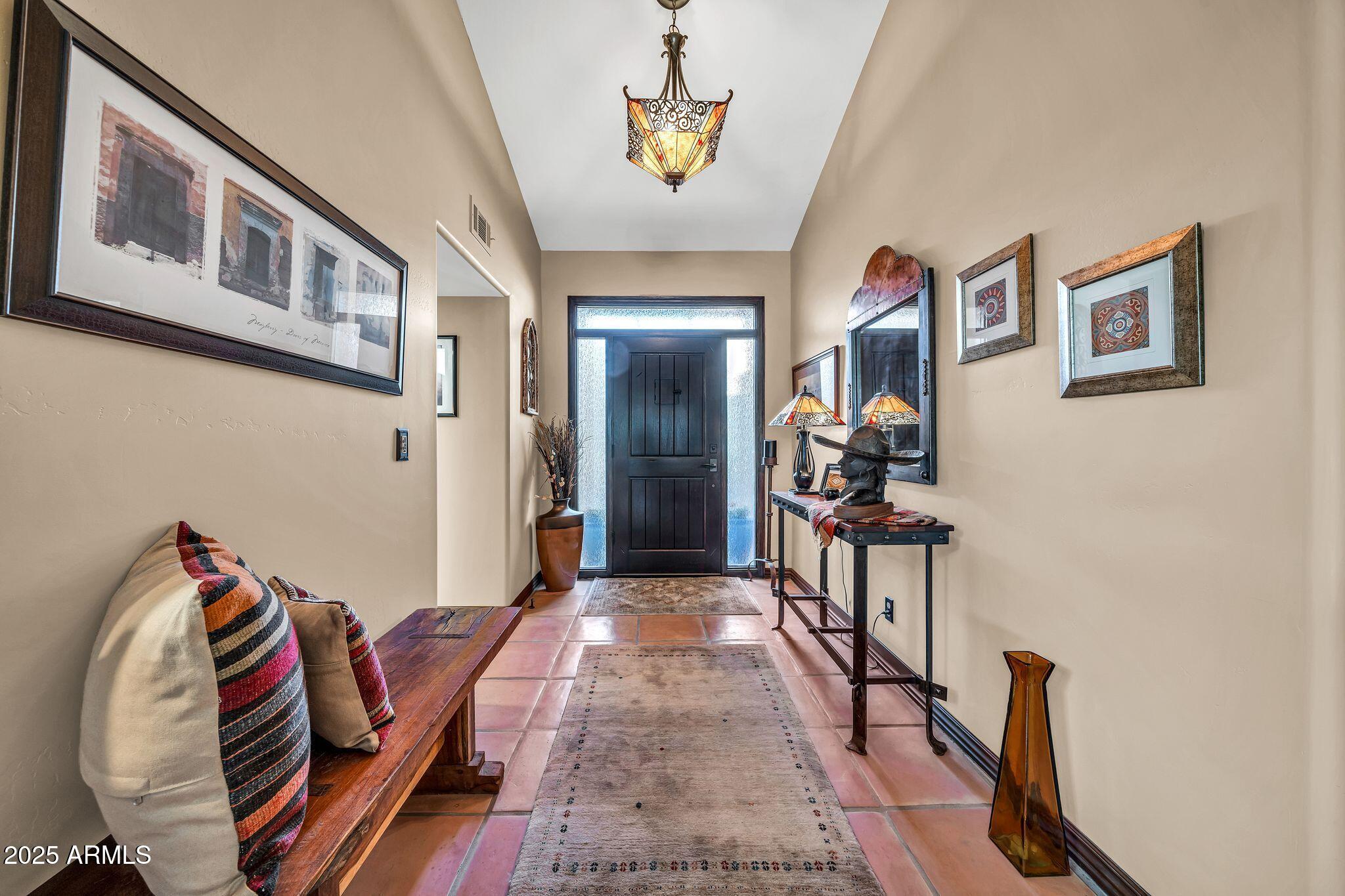 18532 E HORSESHOE Bend