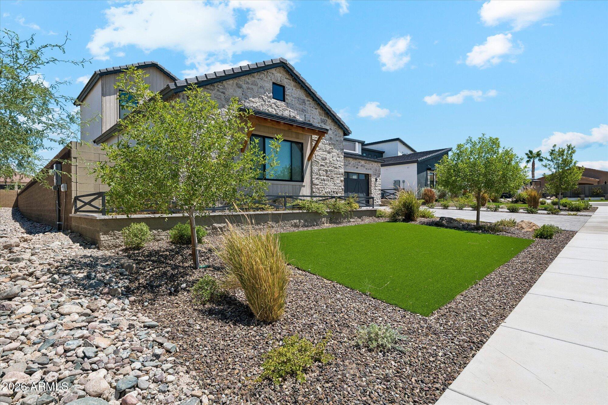 9880 W BLACK HILL Road
