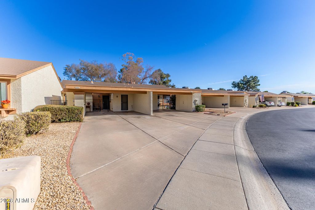 Photo of 13315 N 26th Avenue, Phoenix, AZ 85029 (MLS # 6976642)