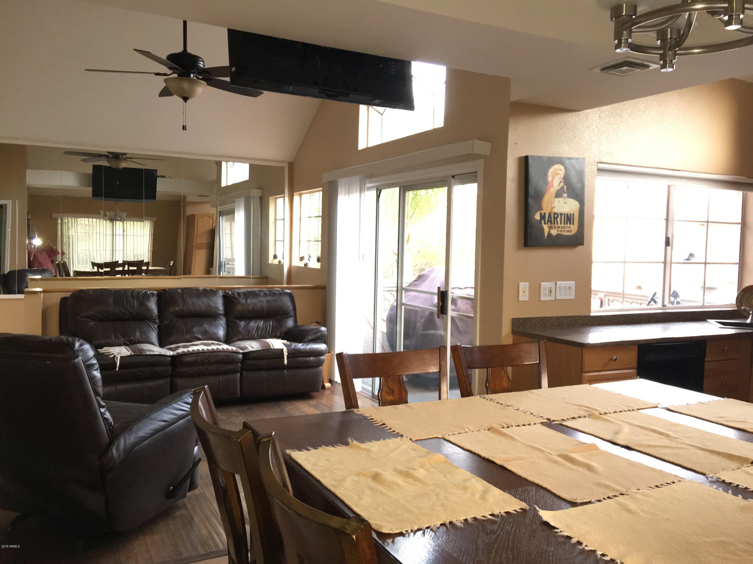 1633 E LAKESIDE Drive 51