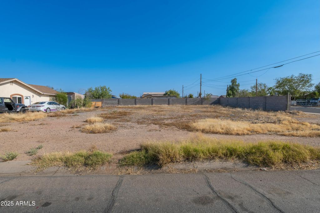 Photo of 7995 W Kirby Street #38A, Peoria, AZ 85345 (MLS # 6847891)