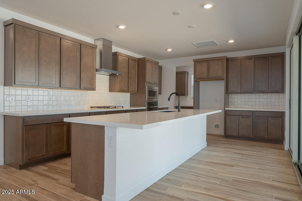 40147 N Alameda Drive