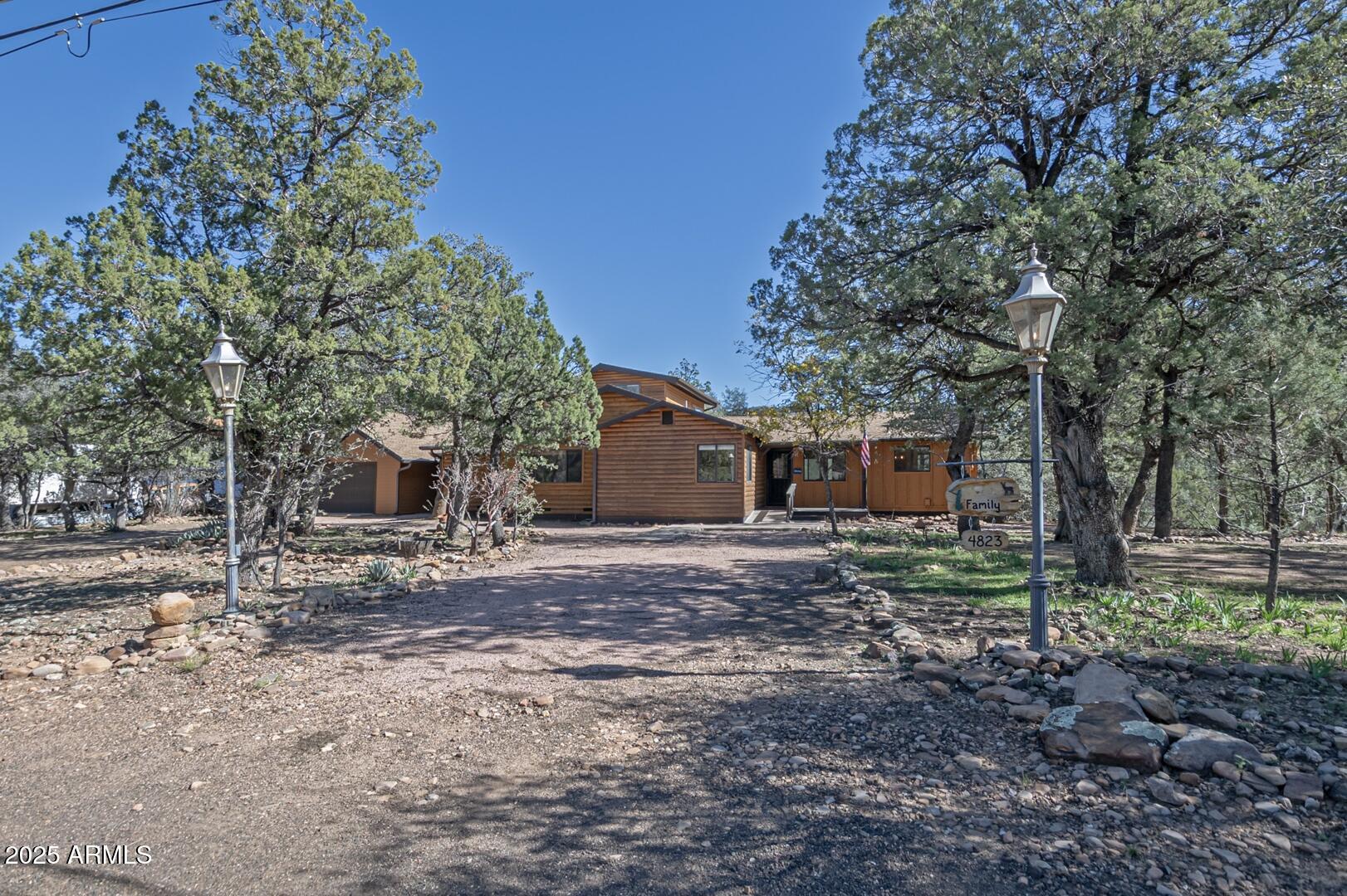 4823 N RIM VIEW Loop