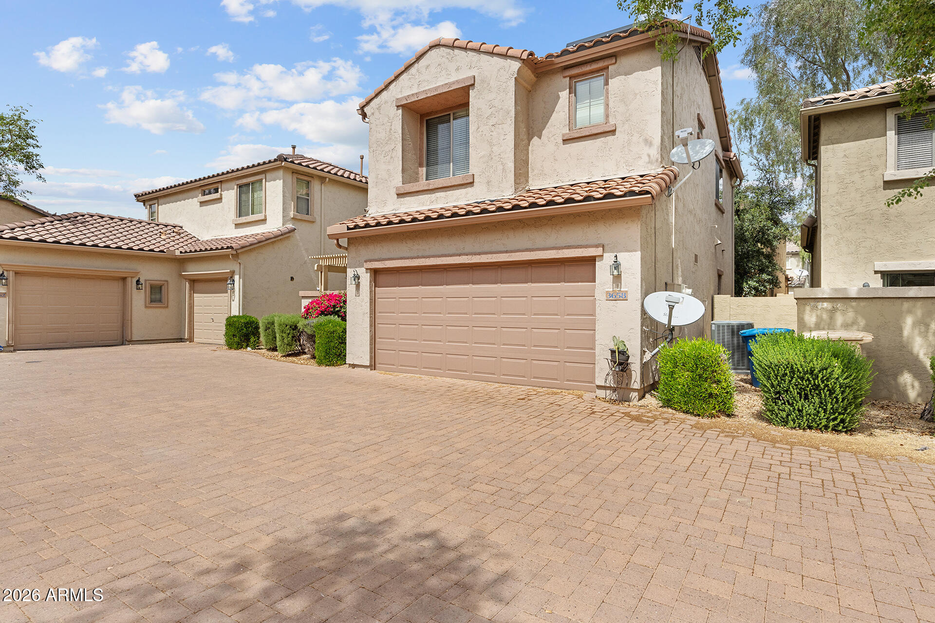 3658 W MCCAULEY Court