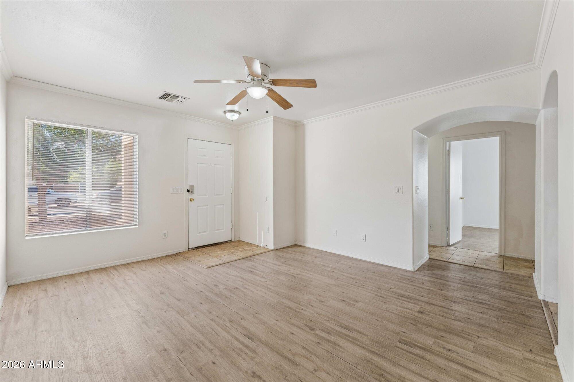 11802 W POINSETTIA Drive