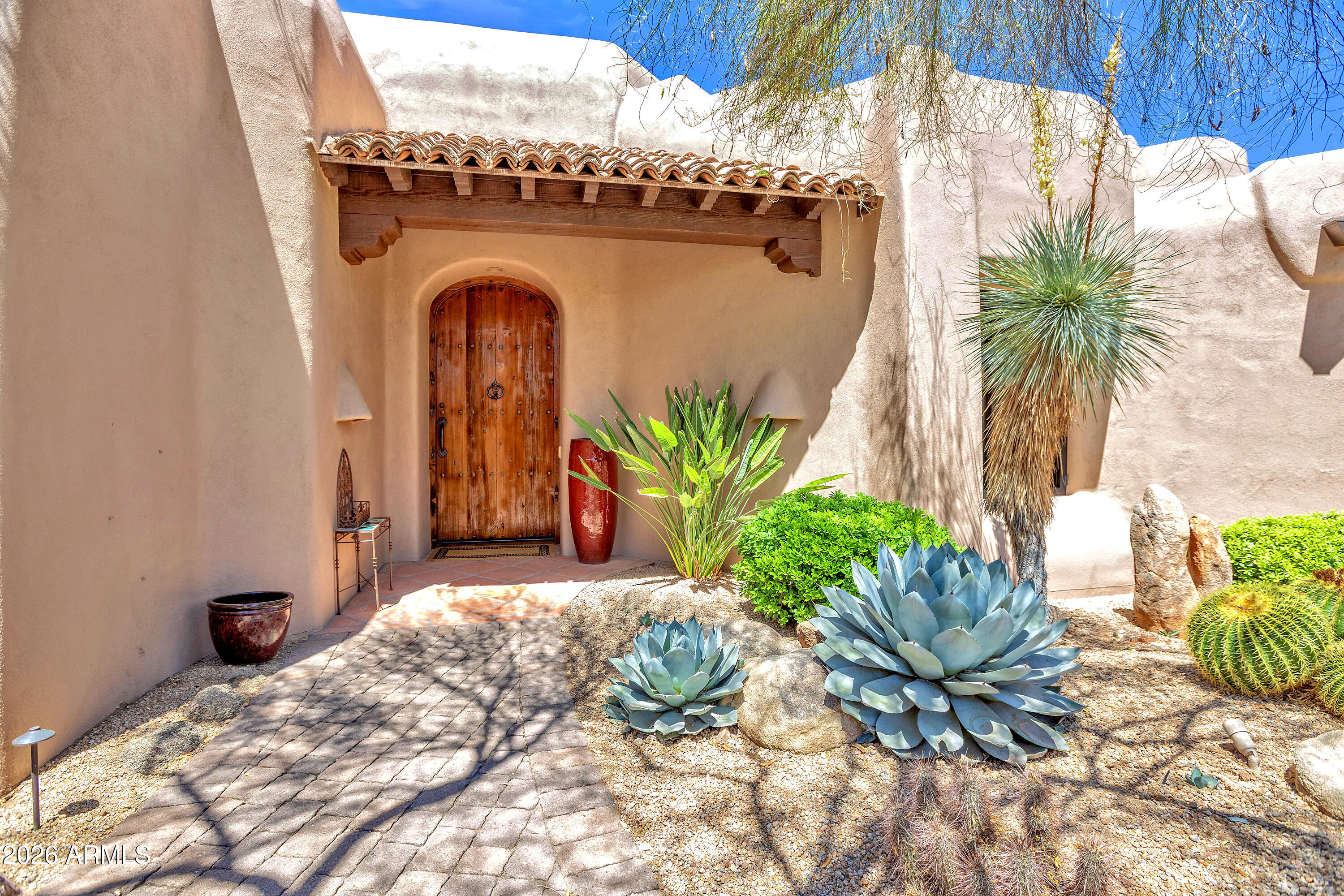 10040 E HAPPY VALLEY Road 665
